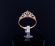 Gold ring with zircons