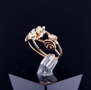 Vintage gold ring 