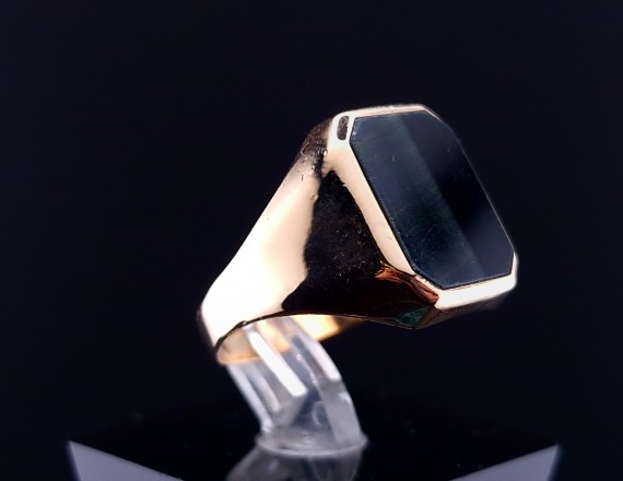 Men's gold ring