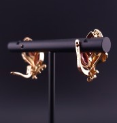 Gold earrings with  colored stones