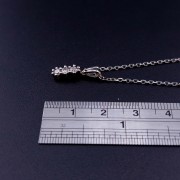 Золотая цепь и подвеска с бриллиантами