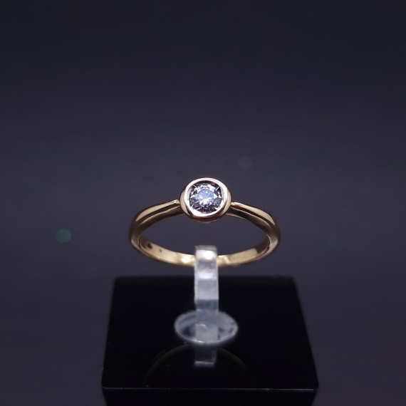 Kuldsõrmus teemantiga 0,25ct