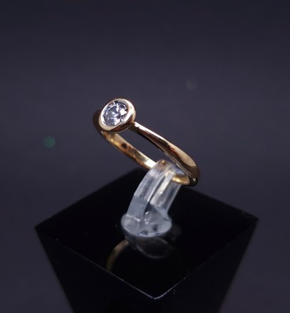 Kuldsõrmus teemantiga 0,25ct