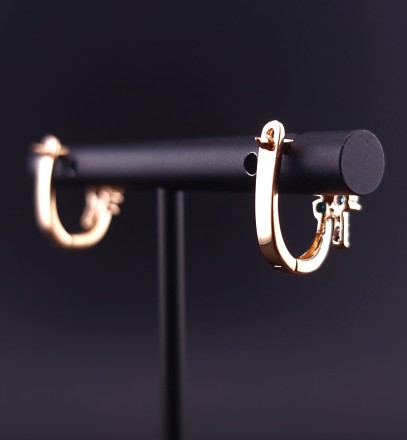 Gold earrings with diamonds and colored stones