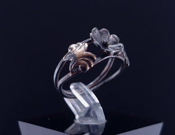 Vintage silver ring