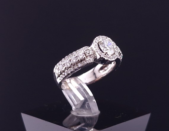 Kuldsõrmus teemantidega 0.53ct